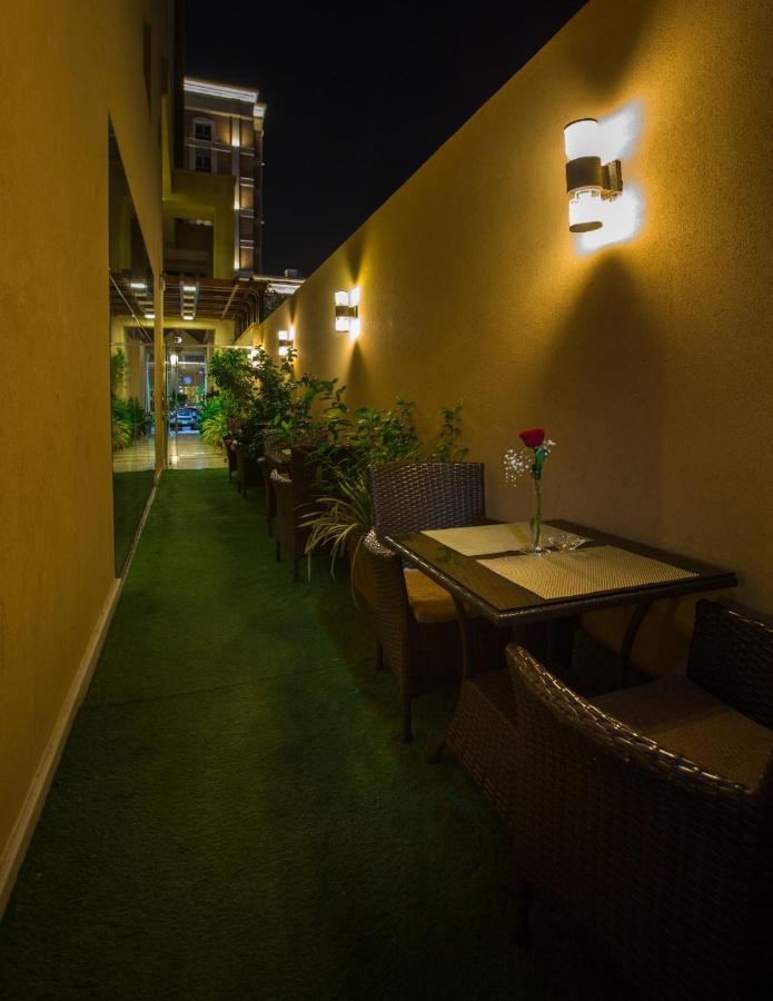 Sun Park Hotel Suites DDjeddah Extérieur photo