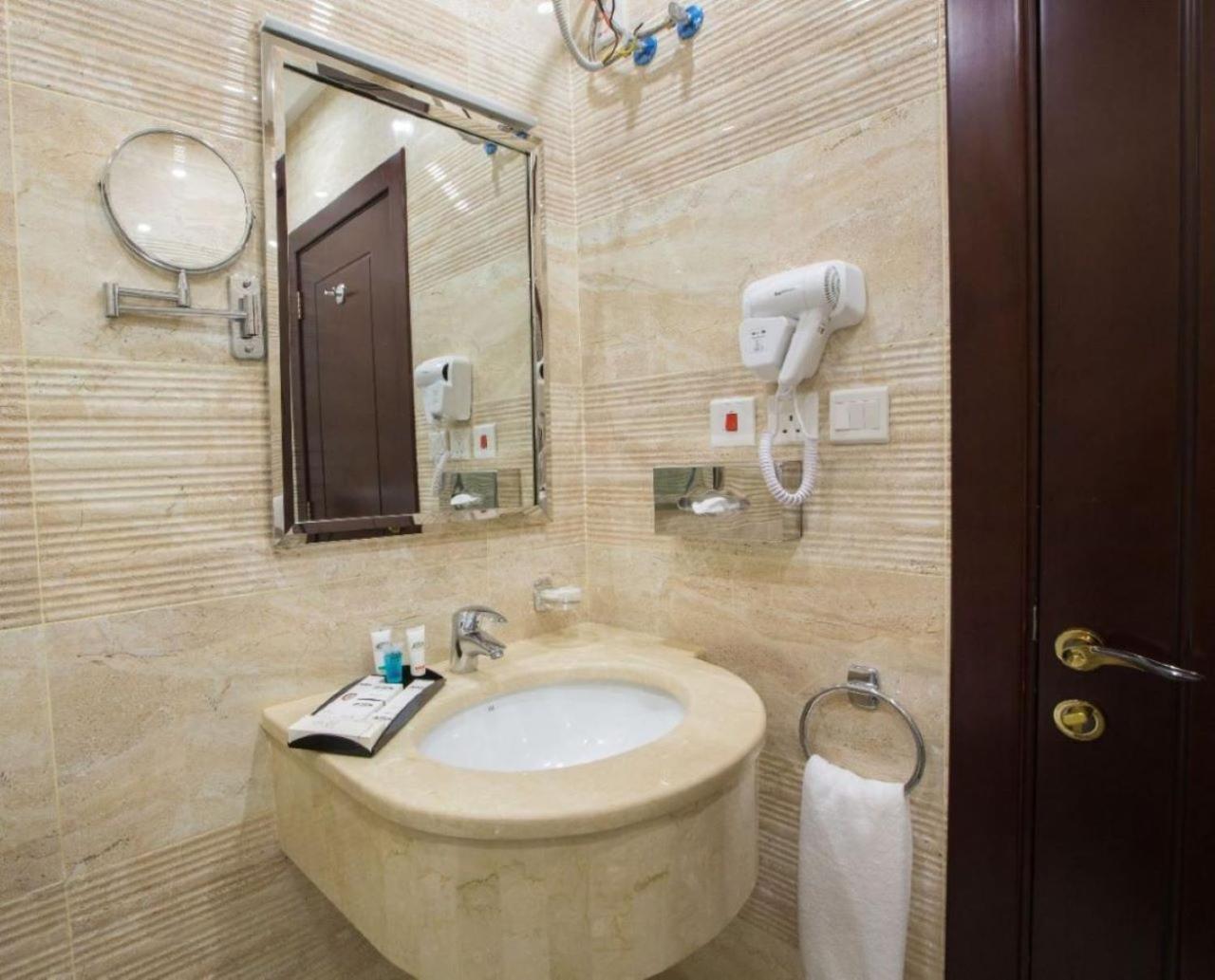 Sun Park Hotel Suites DDjeddah Extérieur photo